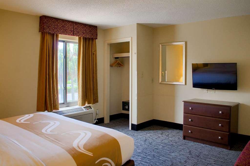 Quality Inn & Suites At Airport Blvd I-65 Mobile Quarto foto